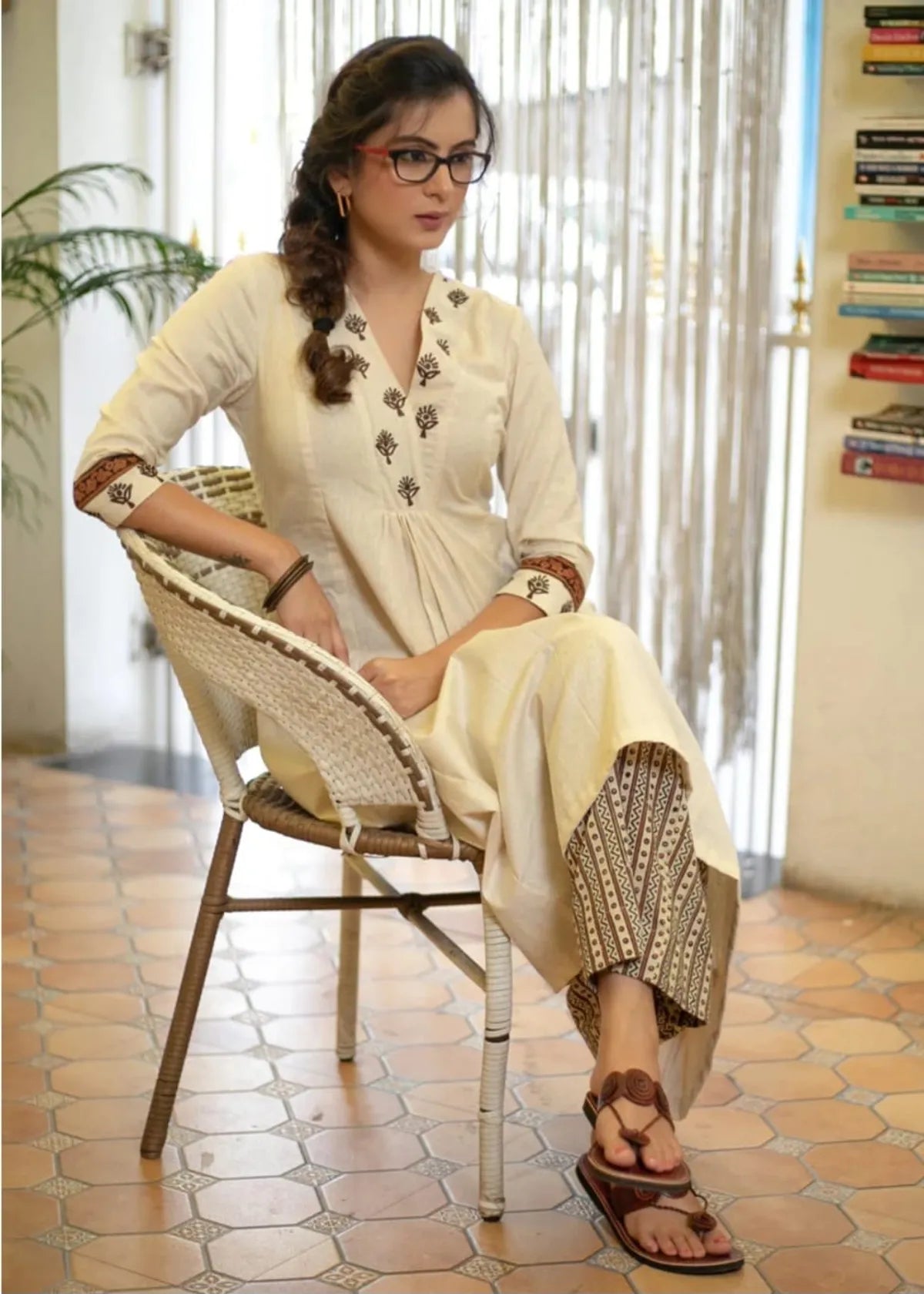 Off White Classy Cotton Embroidered Kurta & Pant Set.