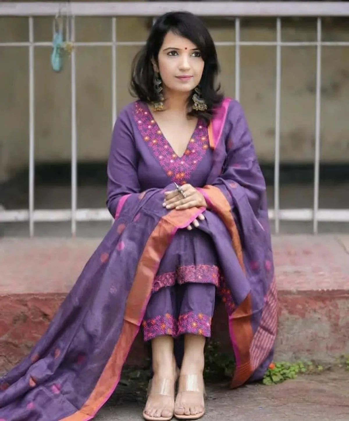 Purple Cotton Embroidered Kurta With Pant & Linen Dupatta Set