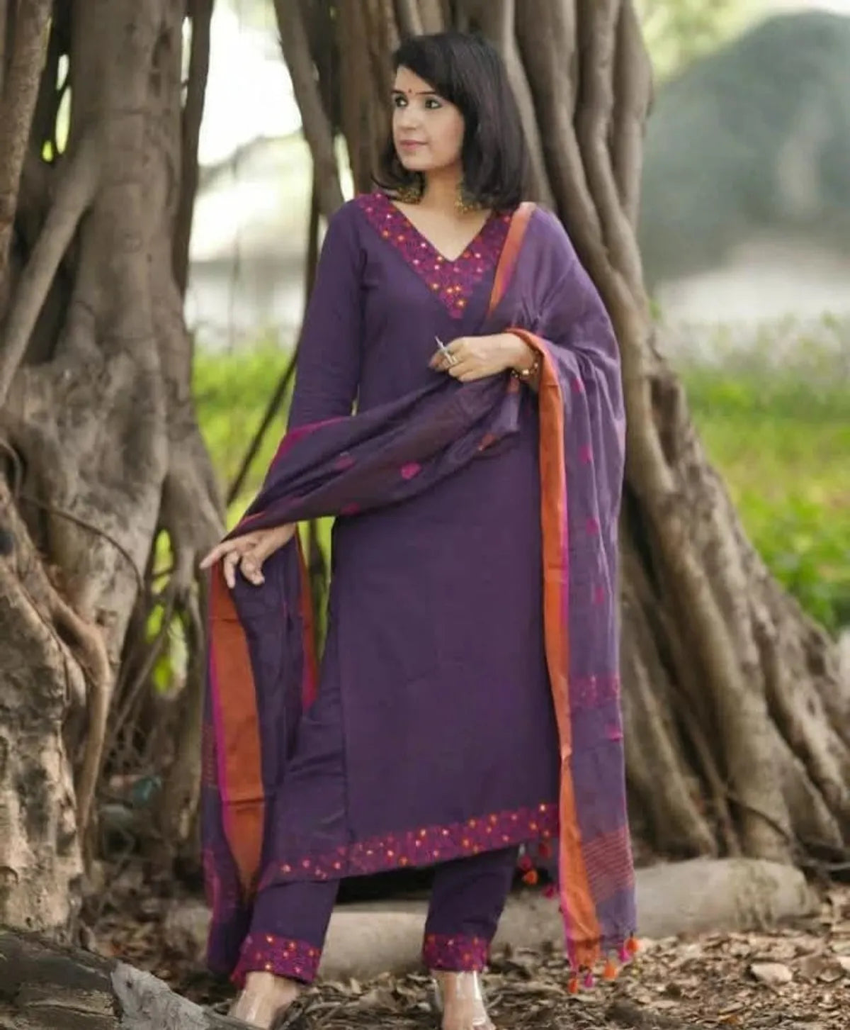 Purple Cotton Embroidered Kurta With Pant & Linen Dupatta Set